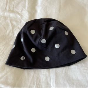 NWOT Lululemon Run For It All Beanie Polkadot Black White
